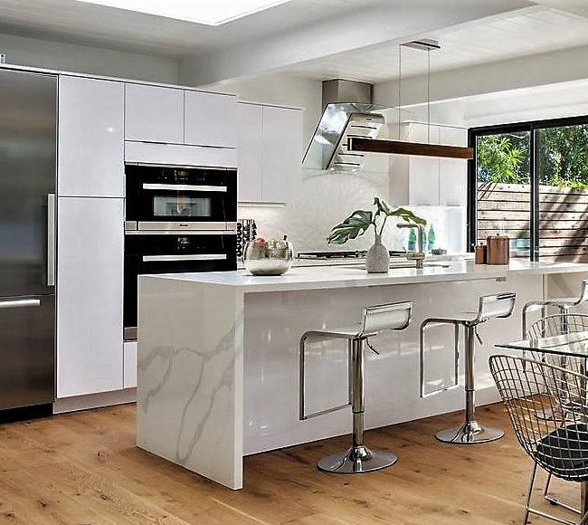 Envoy Montessa Door White High Gloss Finish. San Rafael, California.