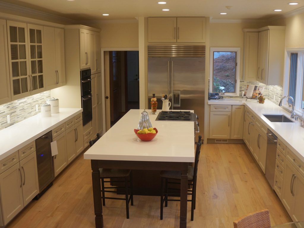 Mid Continent Jasper Door Dover Paint Finish and Titanium Wood Stain Finish. Hillsborough